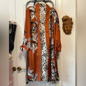 New with tag Chicos boho kimono jacket burnt orange with leopard floral accents